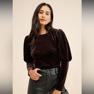 Sunday in Brooklyn Anthropologie Puff Sleeve Velvet Top Blouse Wine Maroon Sz L